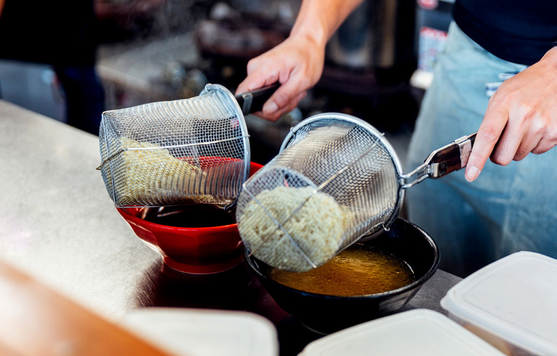 Illustration for article titled How to put together your first bowl of ramen, step by step
